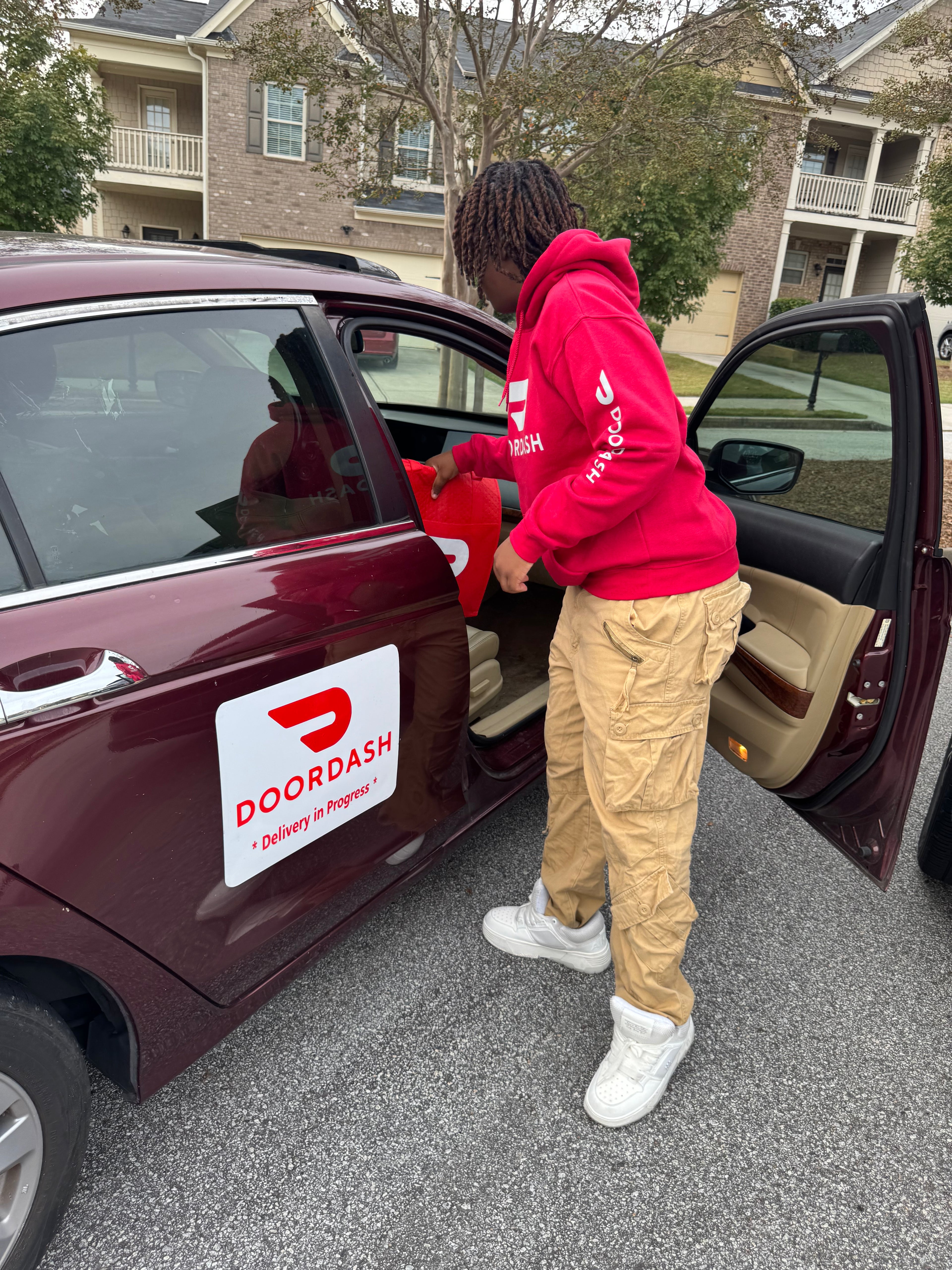 Reflective DoorDash Car Magnet - Removable