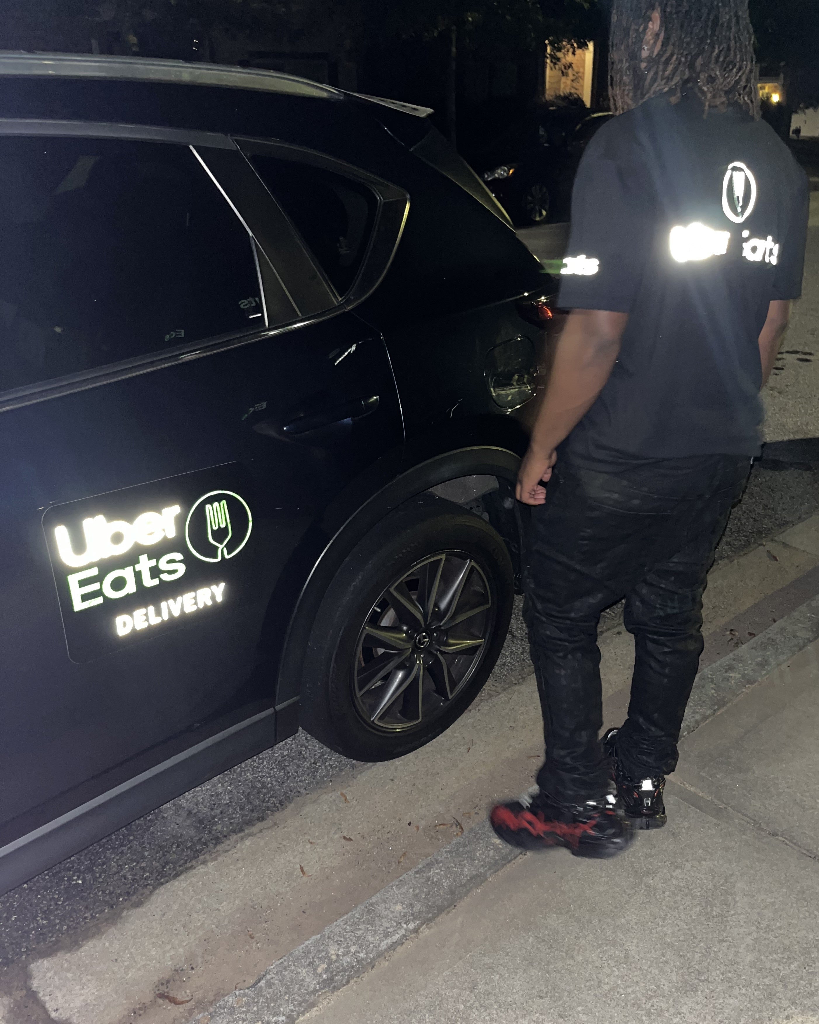 Reflective Uber Eats Delivery Tshirt - UberEats