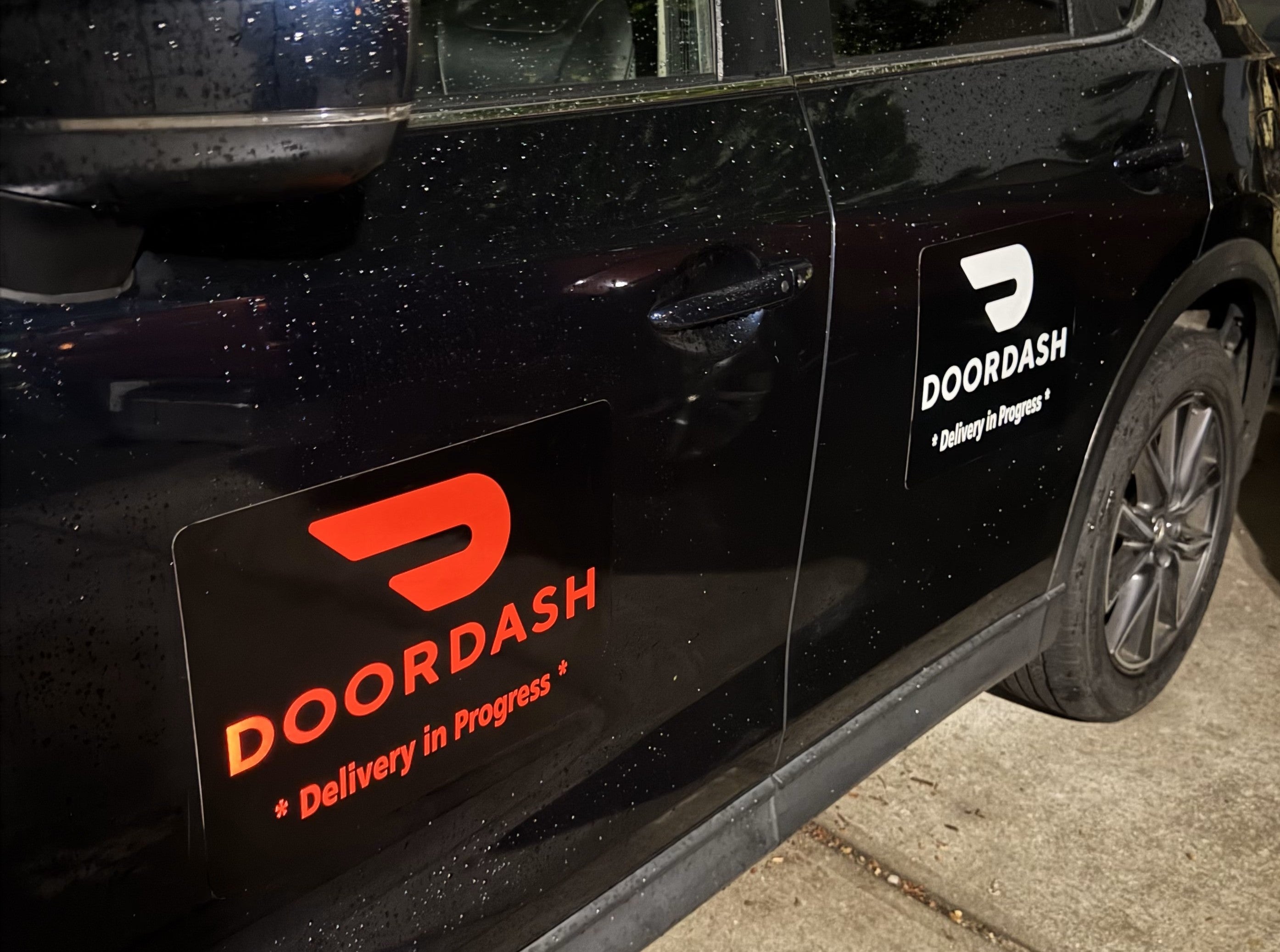 Reflective DoorDash Car Magnet - Removable